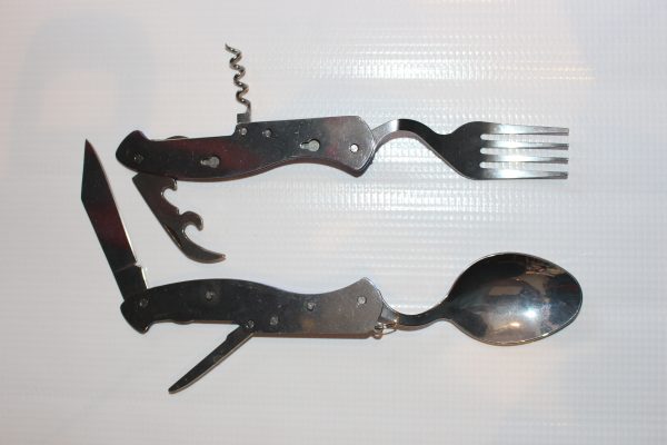 قاشق چنگال چسبیده