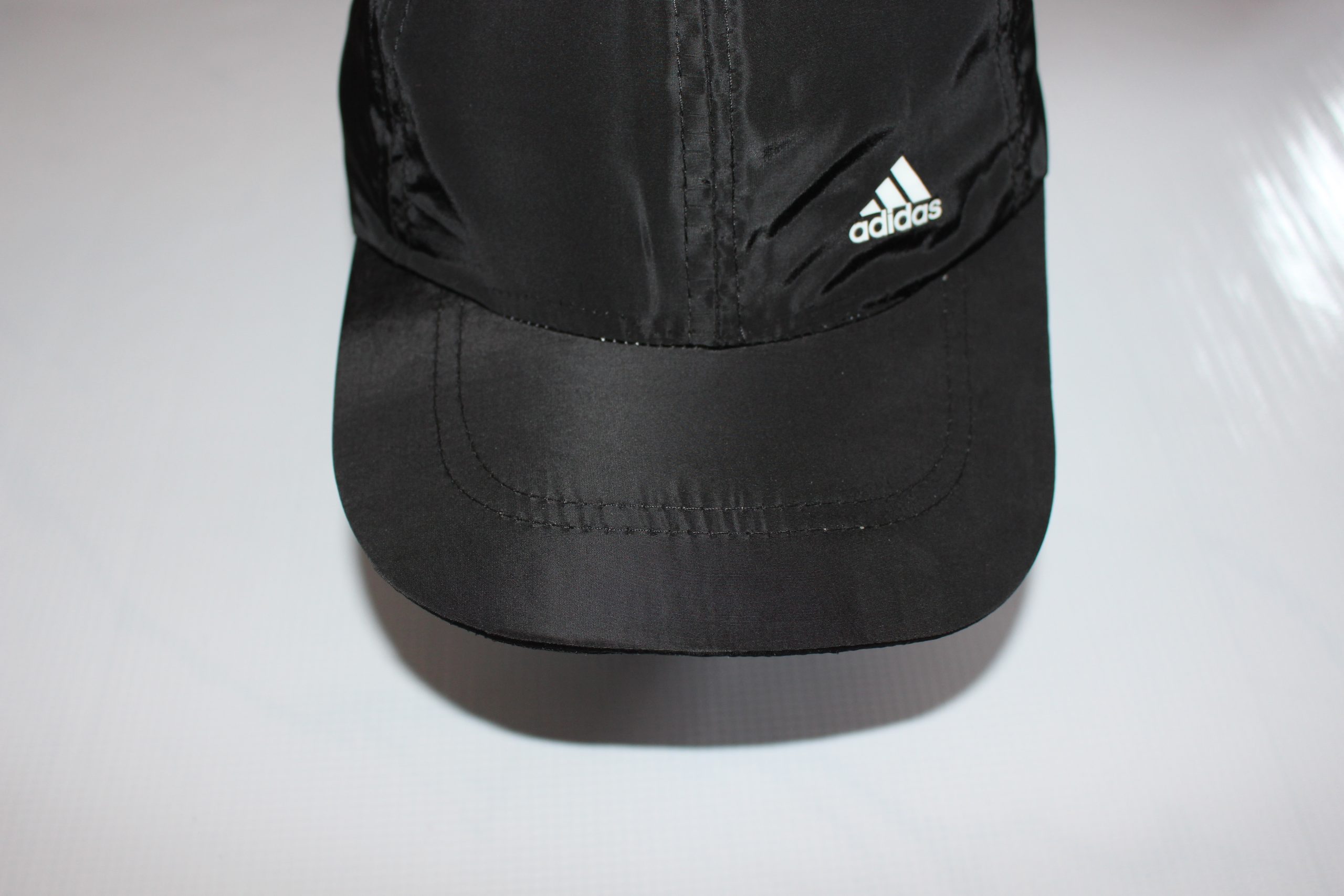 کلاه آدیداس تاسلون