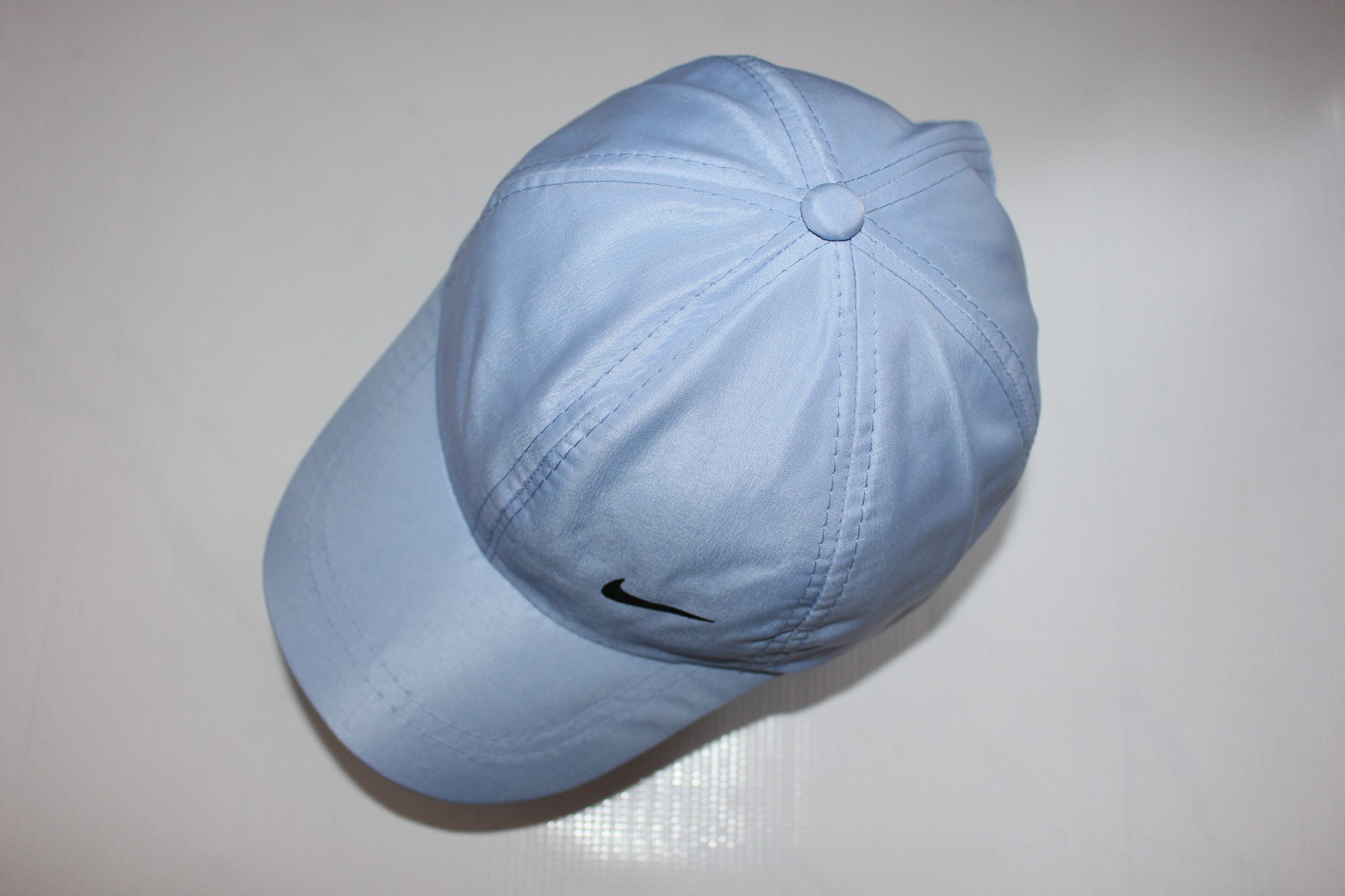 کلاه نایکی تاسلون