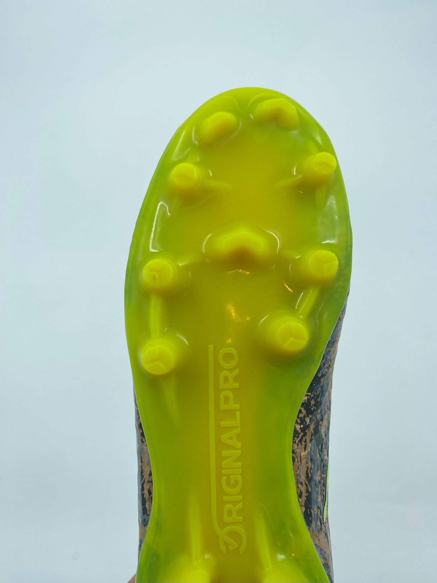 کفش فوتبال پوما بچگانه