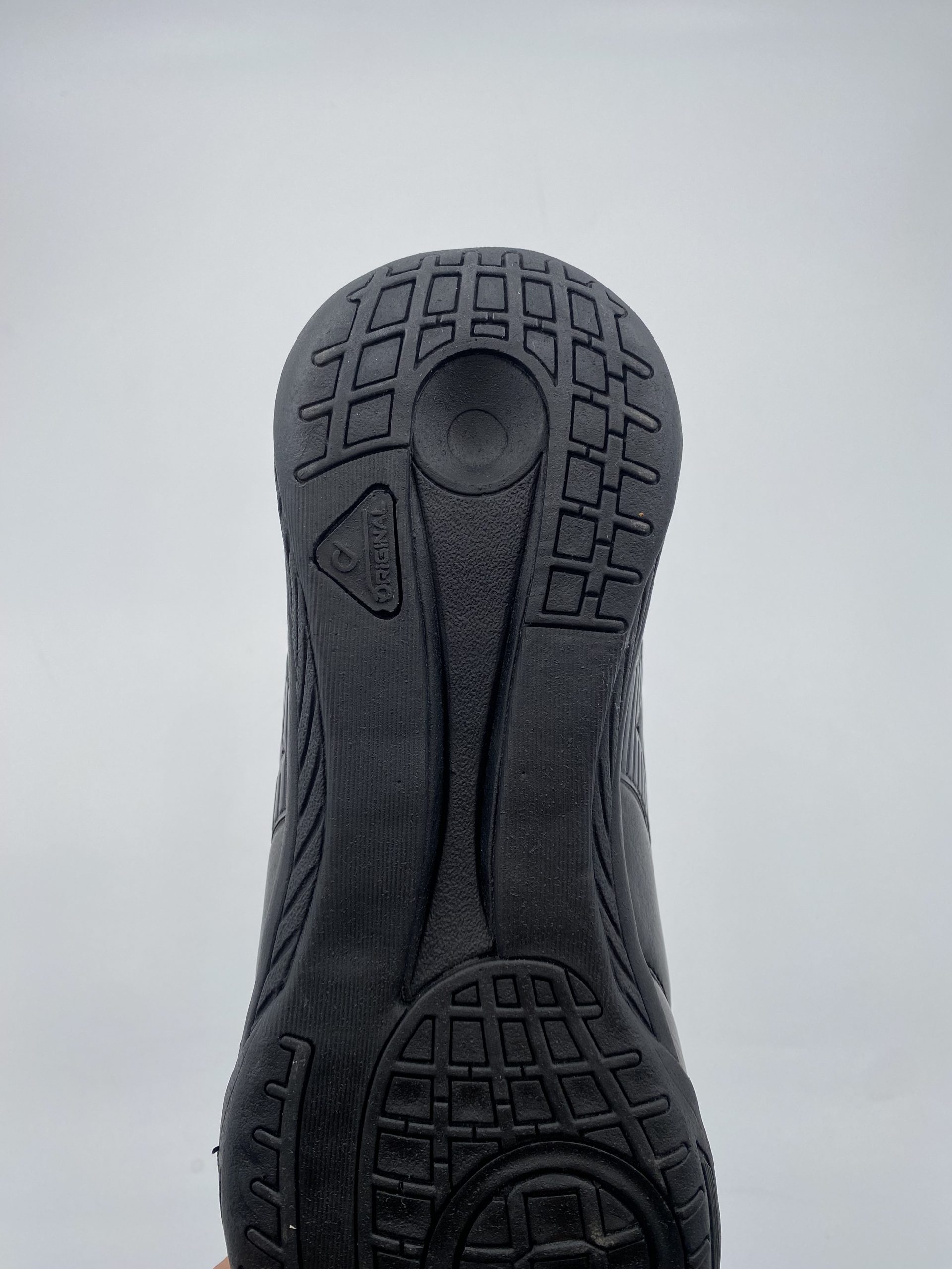 کفش فوتسال مورلیا