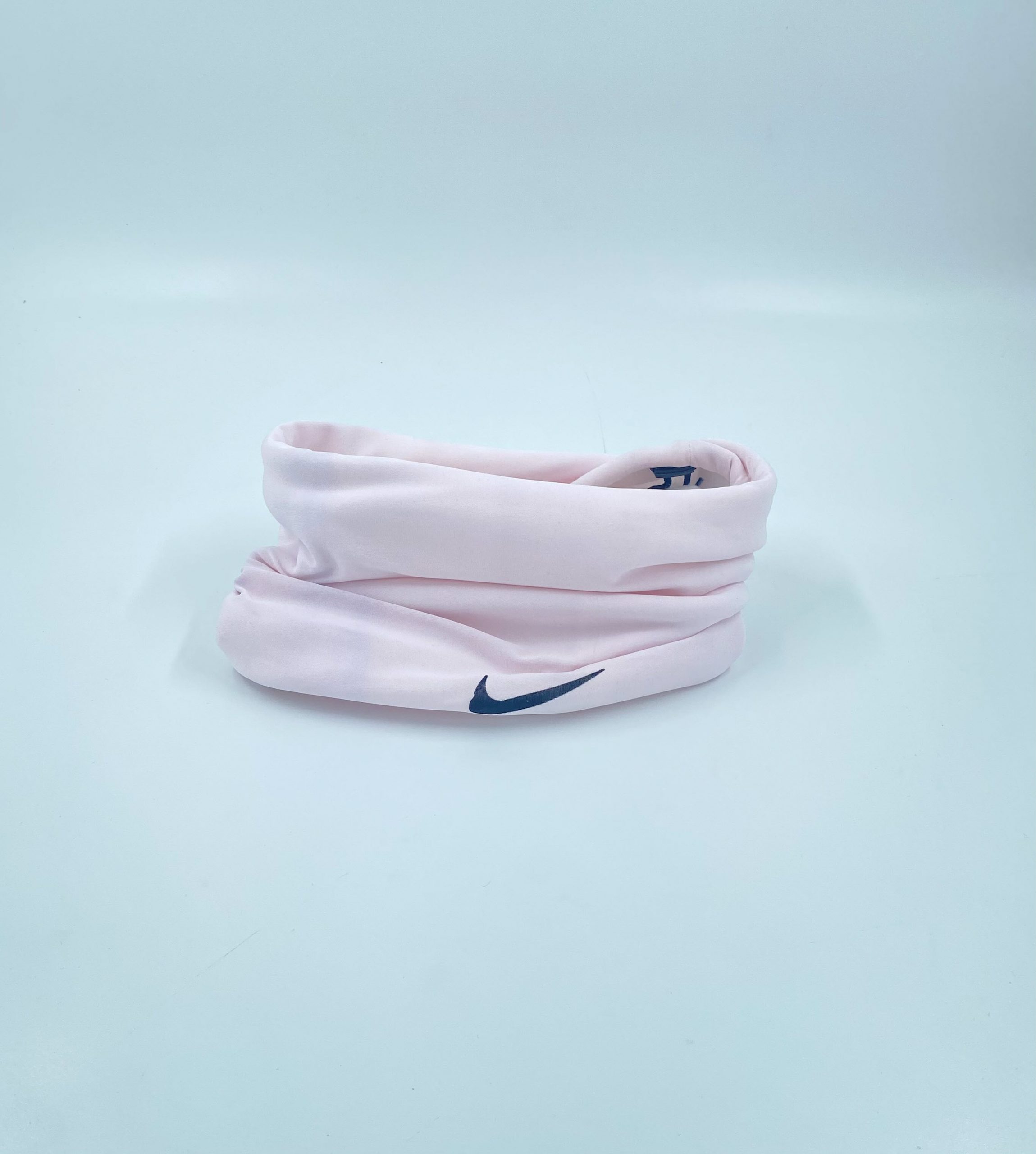 اسکارف صورتی روشن نایک 2