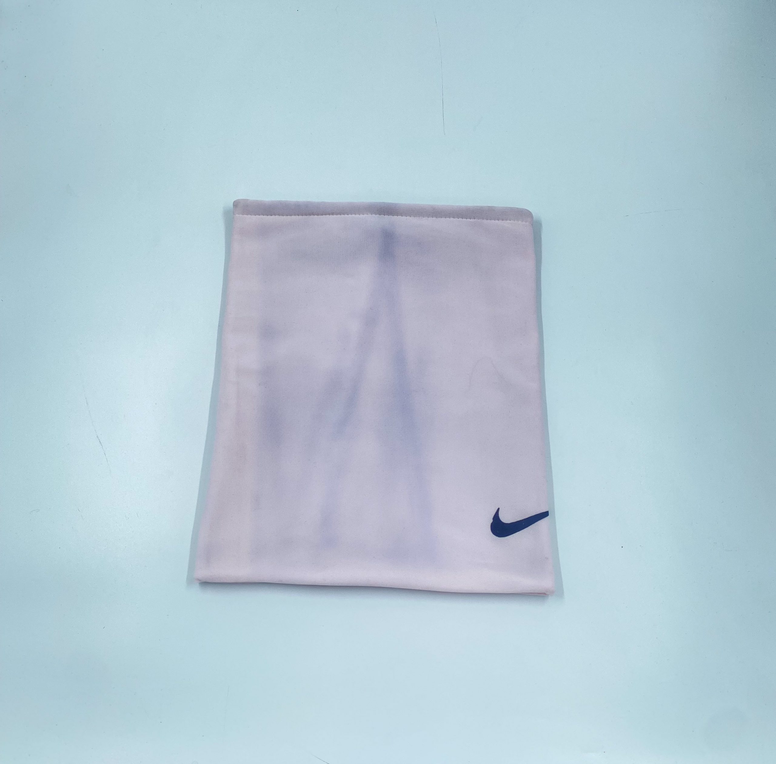 اسکارف صورتی روشن نایک 3