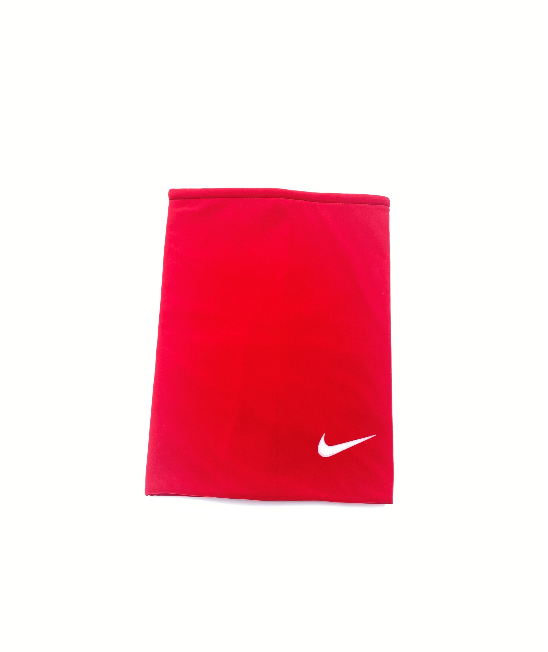 اسکارف قرمز نایک 3