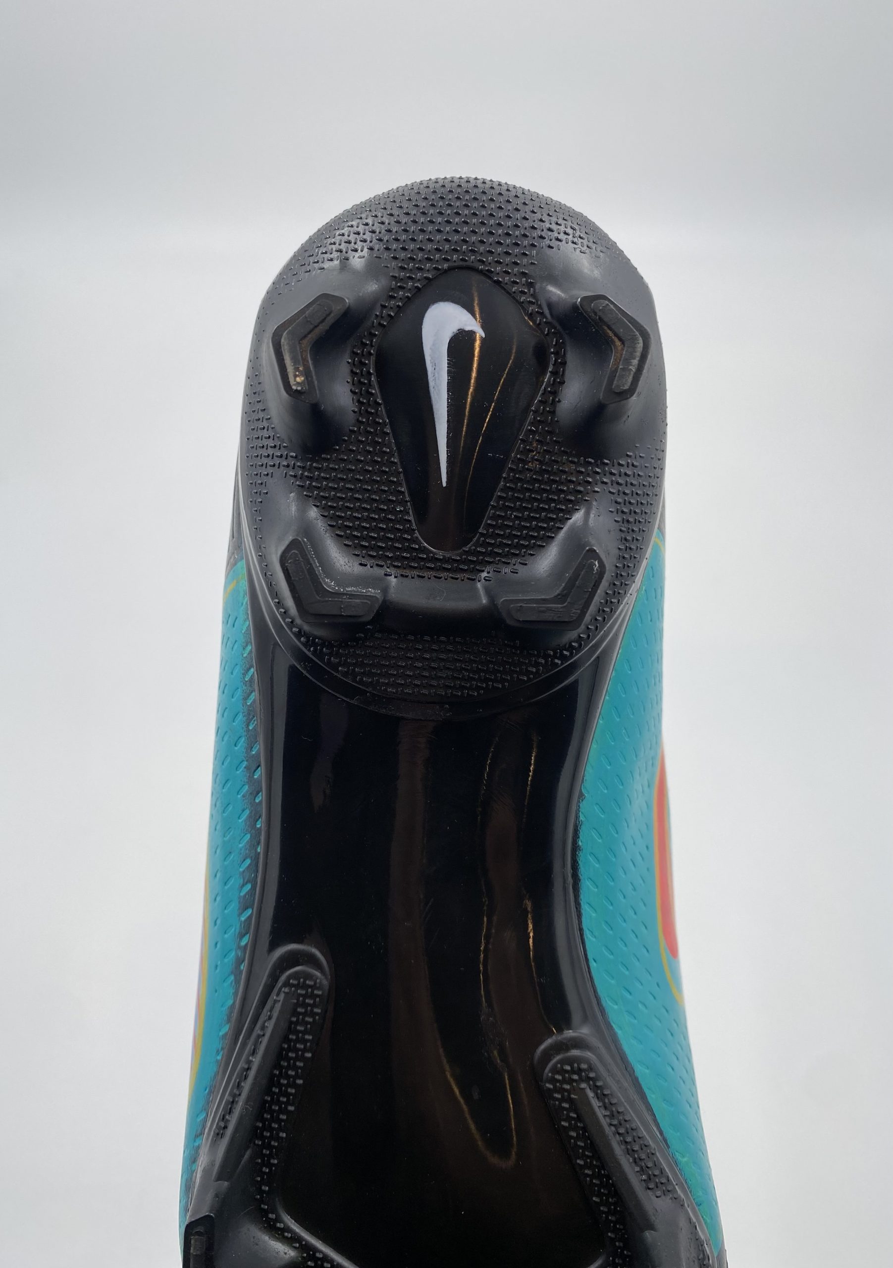 کفش فوتبال نایک